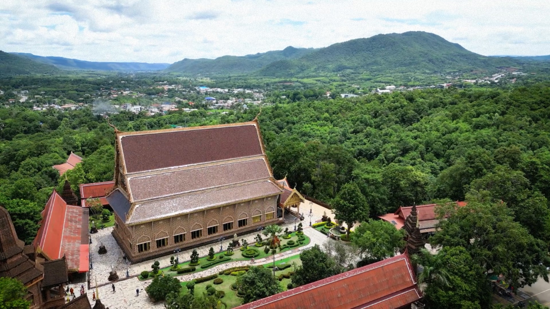 Wheel Share | วัดเนรมิตวิปัสสนา พระธาตุสองรัก เลย