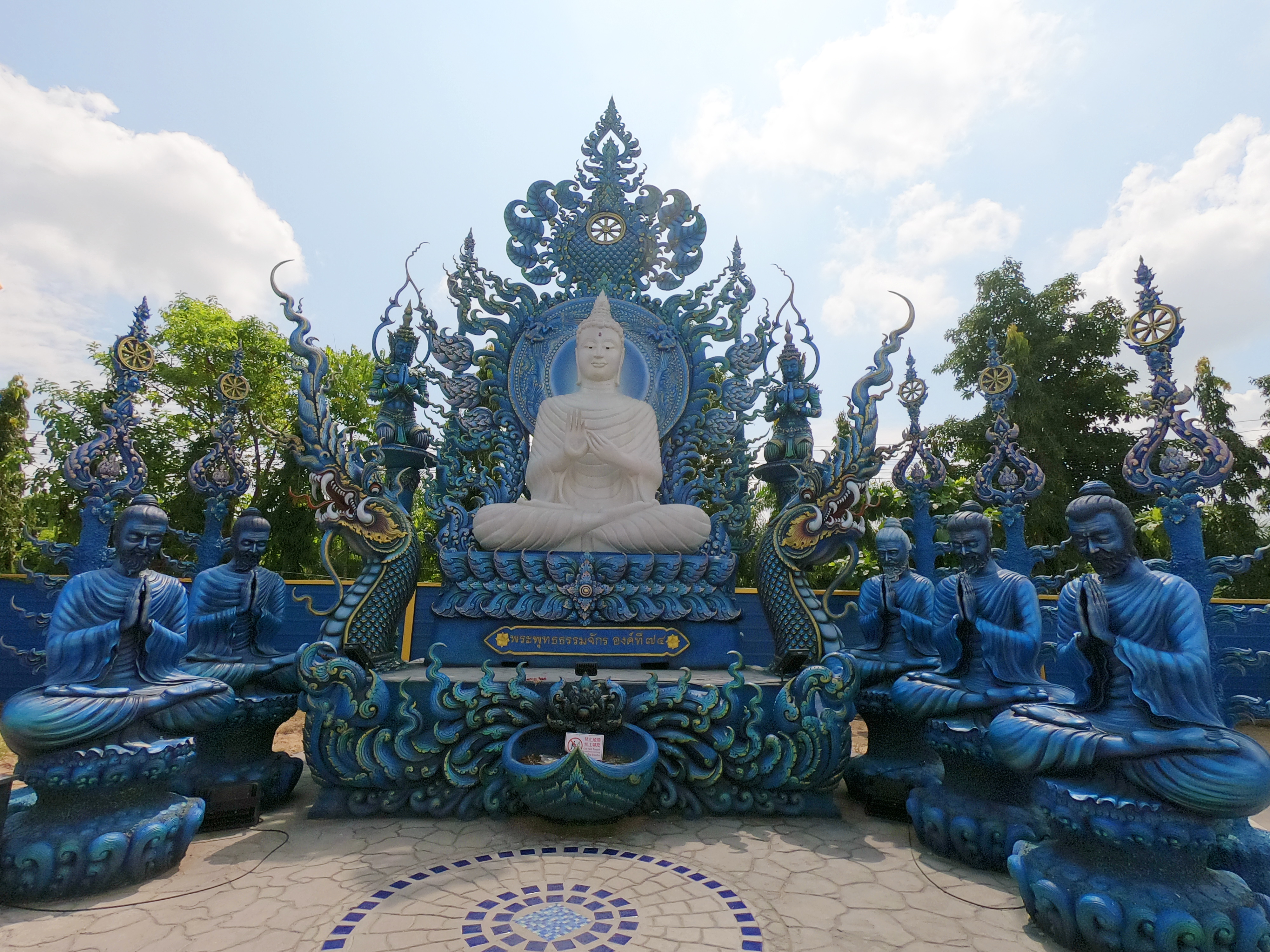 วัดร่องเสือเต้น เชียงราย